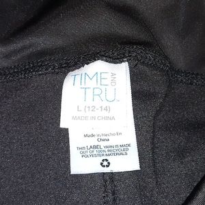 Soft fabric leggings